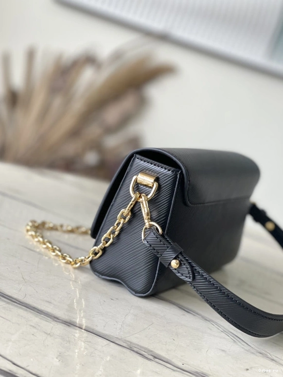 LOUIS cm TWIST-23.5*12*7 VUITTON 0814
